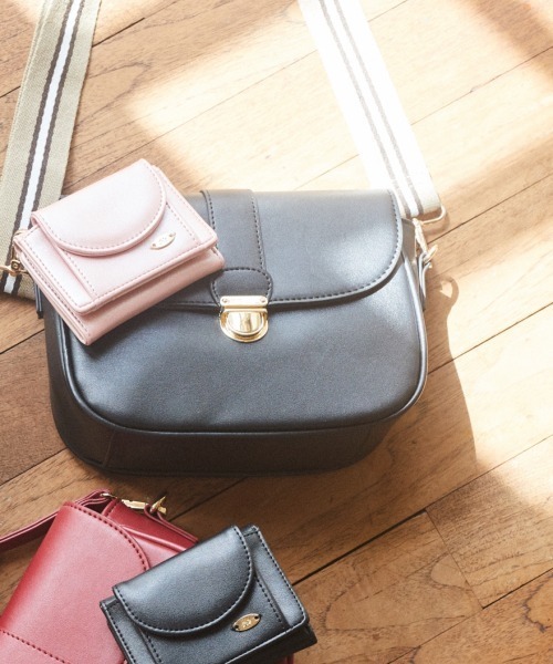 Heather（ヘザー）の「ウォレットSETキセカエバック　806338（ショルダーバッグ・レディース・レッド/ダークブラウン/ブラック・FREE）」の2枚目の写真