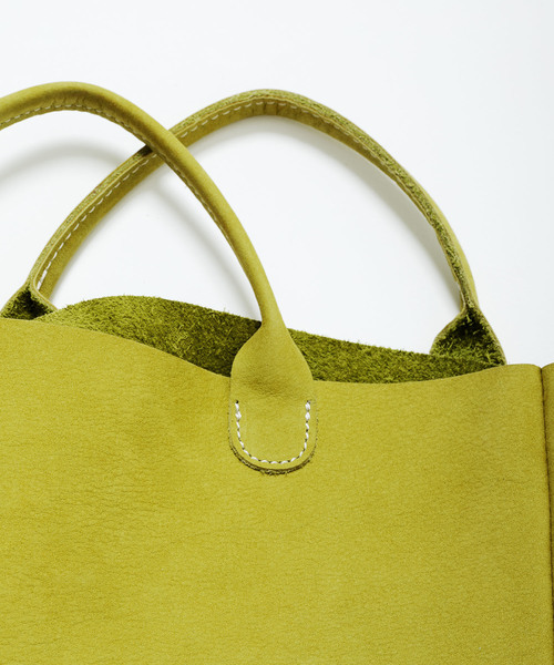 TASINAMI(タシナミ)の「TASINAMI 日本製 Leather Mini Tote M Nubuck(トートバッグ・レディース・ブラック/ベージュ/ネイビー/ピンク/グリーン/ワイン/ライトブルー/イエロー/ライトパープル・FREE)」の18枚目の写真