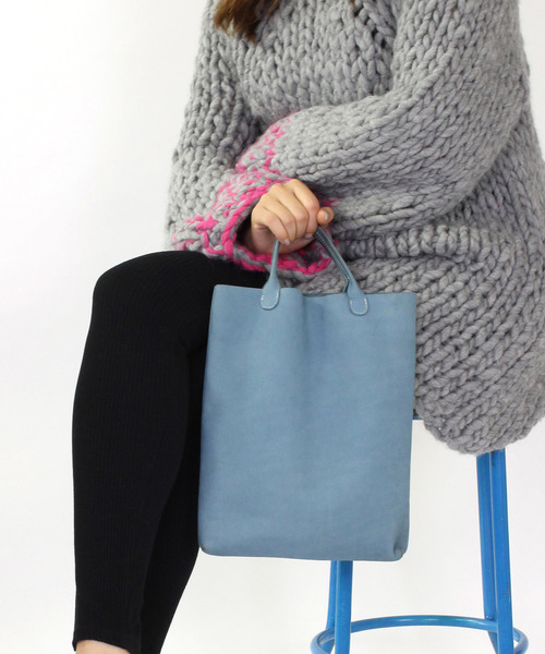 TASINAMI(タシナミ)の「TASINAMI 日本製 Leather Mini Tote M Nubuck(トートバッグ・レディース・ブラック/ベージュ/ネイビー/ピンク/グリーン/ワイン/ライトブルー/イエロー/ライトパープル・FREE)」の16枚目の写真