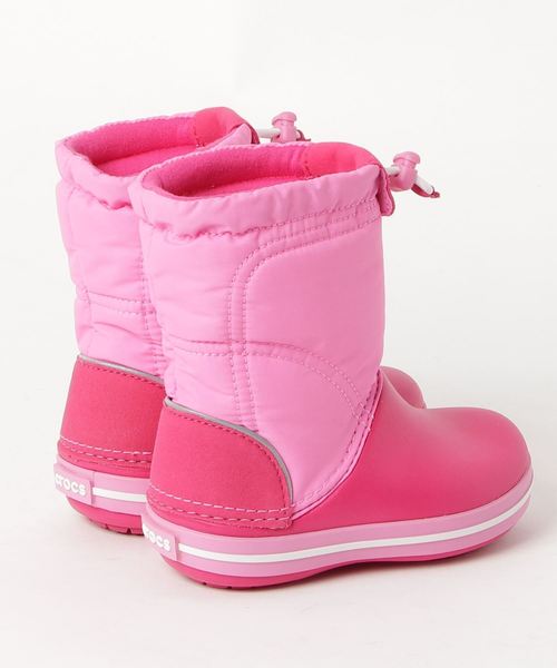 crocs（クロックス）の「crocs クロックス crocband lodgepoint boot kids クロックスバンド ロッジポイント ブーツ キッズ 203509-6LR CPk/PtPk（その他シューズ・キッズ・ピンク・15 /18/19/14/15.5/16.5/17.5/18.5）」の2枚目の写真