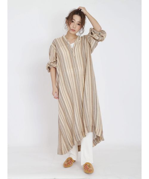 Ungrid(アングリッド)の「スリットハニカムレギンス(レギンス/スパッツ・レディース・オフホワイト/ライトグレー/ブラック・FREE)」の7枚目の写真