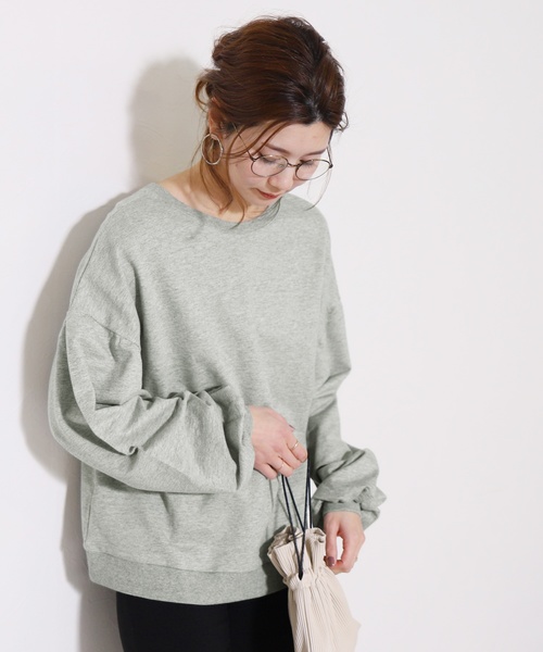 reca（レカ）の「2way Uネック&Vネックボリュームスウェットカットソー（スウェット・レディース・オフホワイト/ライトグレー/ベージュ/ネイビー/ピンク/カーキ/アイボリー/モカ/ベージュ系その他・M/FREE）」の3枚目の写真