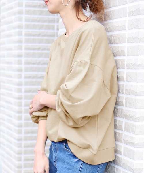 reca（レカ）の「2way Uネック&Vネックボリュームスウェットカットソー（スウェット・レディース・オフホワイト/ライトグレー/ベージュ/ネイビー/ピンク/カーキ/アイボリー/モカ/ベージュ系その他・M/FREE）」の20枚目の写真