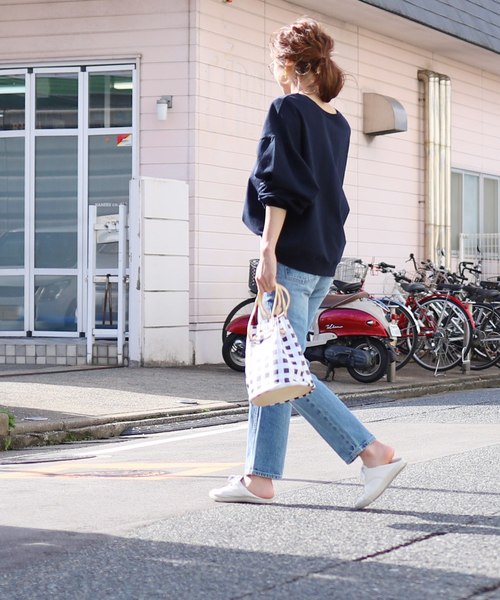 reca（レカ）の「2way Uネック&Vネックボリュームスウェットカットソー（スウェット・レディース・オフホワイト/ライトグレー/ベージュ/ネイビー/ピンク/カーキ/アイボリー/モカ/ベージュ系その他・M/FREE）」の14枚目の写真