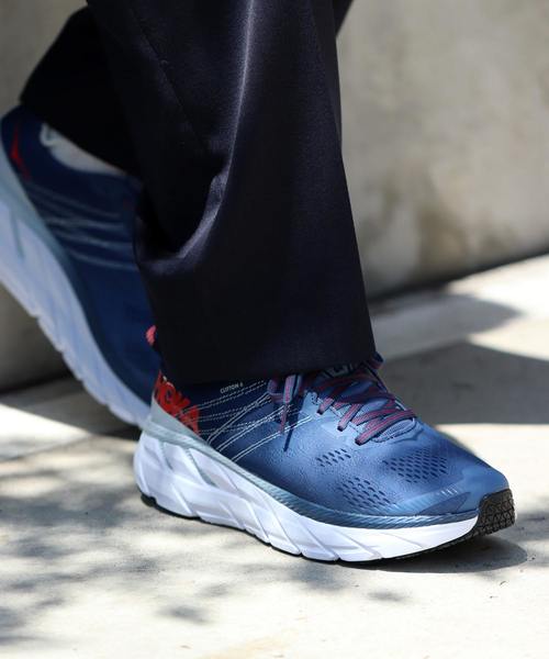 HOKA(ホカ)の「HOKA ONE ONE / ホカ オネオネ CLIFTON6(スニーカー・メンズ・ブラック/レッド/ブルー・26/27/28/29/25.5/26.5/27.5)」の11枚目の写真