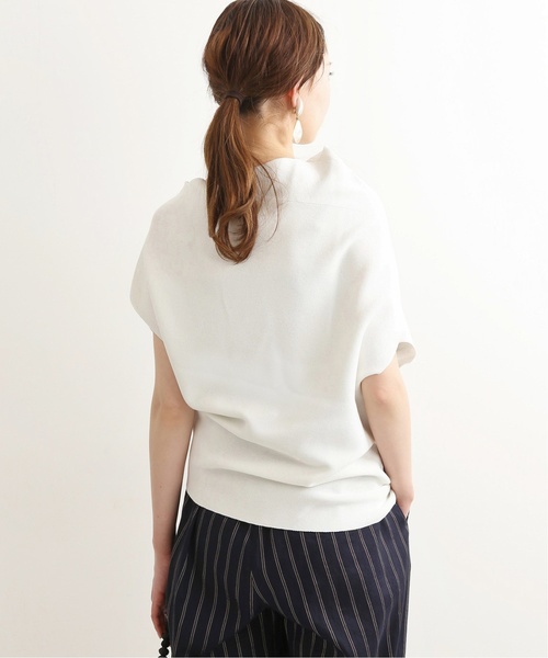 IENA LA BOUCLE(イエナラブークル)の「IENA LA BOUCLE ノースリーブ アシンメトリーストレッチプルオーバー◆(ニット/セーター・レディース・ホワイト・FREE)」の9枚目の写真