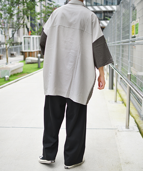 kutir(クティール)の「切り替えルーズシャツ(シャツ/ブラウス・メンズ・ネイビー/グレー・MEDIUM/LARGE)」の7枚目の写真