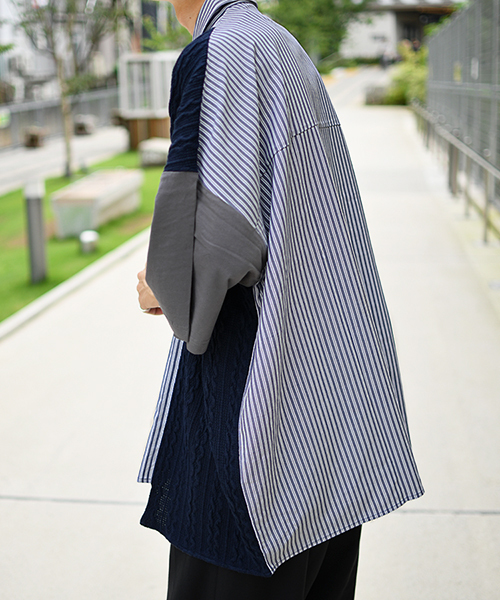 kutir(クティール)の「切り替えルーズシャツ(シャツ/ブラウス・メンズ・ネイビー/グレー・MEDIUM/LARGE)」の8枚目の写真