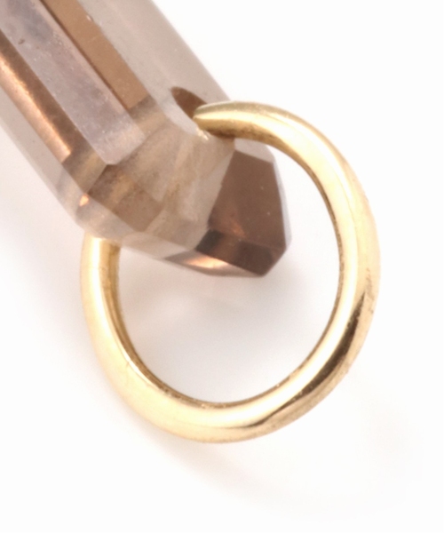 Spick & Span（スピックアンドスパン）の「チャーム スモーキークォーツスクエア（チャーム・レディース・ゴールド・FREE）」の2枚目の写真