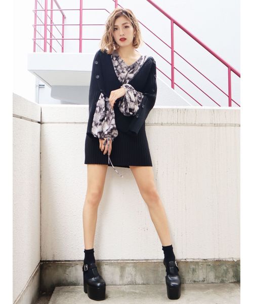 EMODA(エモダ)の「ストリングパフロングトップ(Tシャツ/カットソー・レディース・ブラック/その他/オレンジ・FREE)」の9枚目の写真