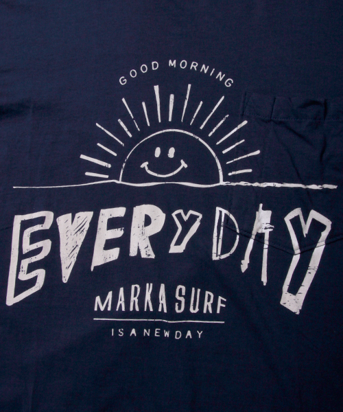 AMERICAN RAG CIE(アメリカンラグシー)の「marka × AMERICAN RAG CIE 別注SMILY Tシャツ∴(Tシャツ/カットソー・メンズ・オフホワイト/ネイビー・1/2)」の10枚目の写真