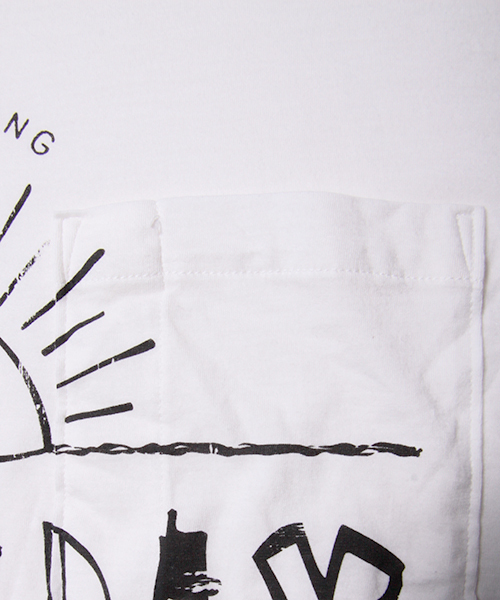 AMERICAN RAG CIE(アメリカンラグシー)の「marka × AMERICAN RAG CIE 別注SMILY Tシャツ∴(Tシャツ/カットソー・メンズ・オフホワイト/ネイビー・1/2)」の19枚目の写真