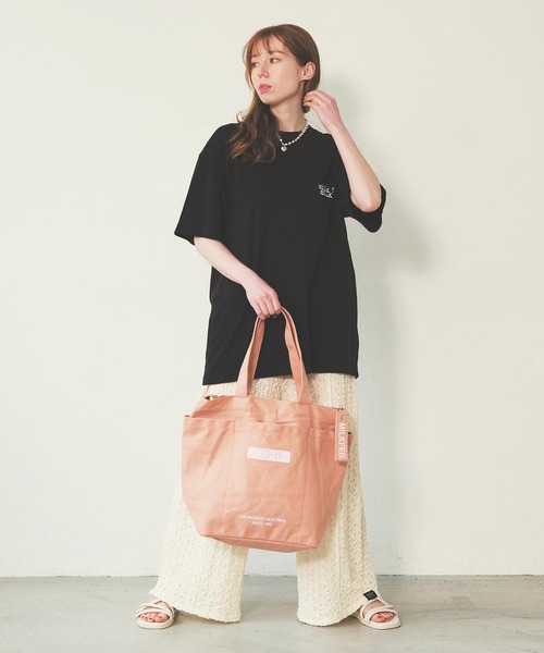 BAR AND UNDER LOGO BIG CANVAS BAG / ロゴ キャンバストートバッグ /A4収納（トートバッグ）｜MILKFED.（ミルクフェド）