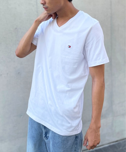 TOMMY HILFIGER（トミーヒルフィガー）の「【TOMMY HILFIGER】ワンポイント刺繍TEEシャツ ベーシックVネック半袖Tシャツ 09T3140 CORE FLAG TEEシャツ（Tシャツ/カットソー・メンズ・ブラック/グレー/ホワイト/ネイビー/グリーン/レッド/レッド系その他・S/M/XL/L）」の13枚目の写真