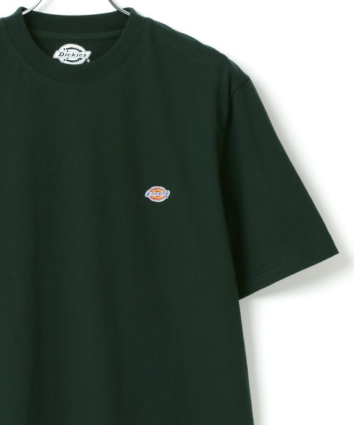 Dickies(ディッキーズ)の「Dickies/ディッキーズ ワンポイント ミニロゴ ワッペン 刺繍 半袖 Tシャツ/無地T(Tシャツ/カットソー・メンズ・ホワイト/ブラック/ダークグリーン/ベージュ/パープル/ブラウン/ダークブルー/グリーン/キャメル/スモークピンク/サックスブルー/ブルーグリーン・M/L/XL)」の5枚目の写真