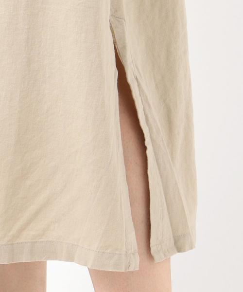SHARE PARK(シェアパーク)の「リネンレーヨンガウンワンピース(ドレス・レディース・黄土色系・1)」の4枚目の写真