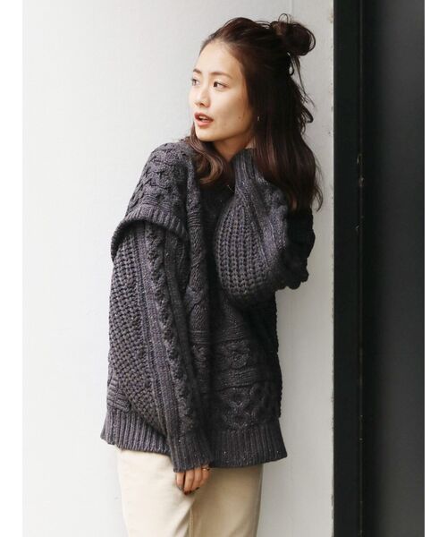 Ungrid（アングリッド）の「パワショルケーブルニット（ニット/セーター・レディース・アイボリー/チャコールグレー/ブラウン・FREE）」の17枚目の写真