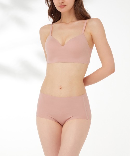 GUNZE(グンゼ)の「KIREILABO/キレイラボ バストラインを美しくキープ ノンワイヤーブラジャー オーガニックコットン(ブラジャー・レディース・ブラック/グレー/ブルー/グリーン/ホワイト系その他/スモークピンク/ライトブルー/レンガ/インディゴブルー/モカ/ピンク/ブルー系その他/マスタード/オレンジ/グリーン系その他/ブルー系その他2/ネイビー/ライトブラウン/グリーン系その他2/サーモンピンク/ライラック・MEDIUM/LARGE/X-LARGE)」の18枚目の写真