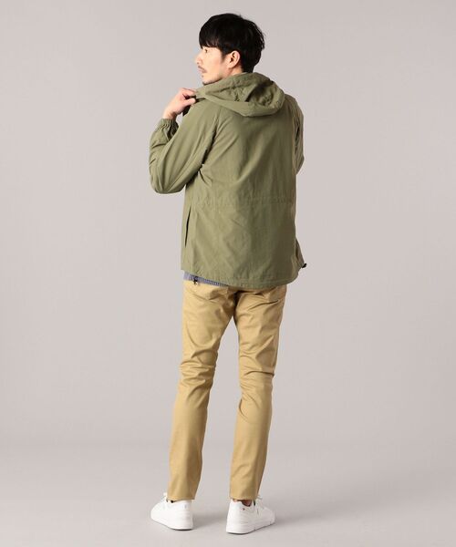 SHIPS（シップス）の「SHIPS:【撥水】ナイロン パッカブル マウンテンパーカ（マウンテンパーカー・メンズ・ネイビー/オリーブ/ベージュ・SMALL/LARGE/MEDIUM/X-LARGE）」の19枚目の写真