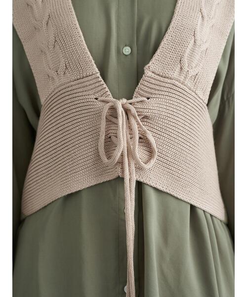 earth music&ecology（アースミュージックアンドエコロジー）の「2wayケーブルラインベスト ＊（ベスト・レディース・ブラック/ベージュ/オフホワイト・FREE）」の21枚目の写真