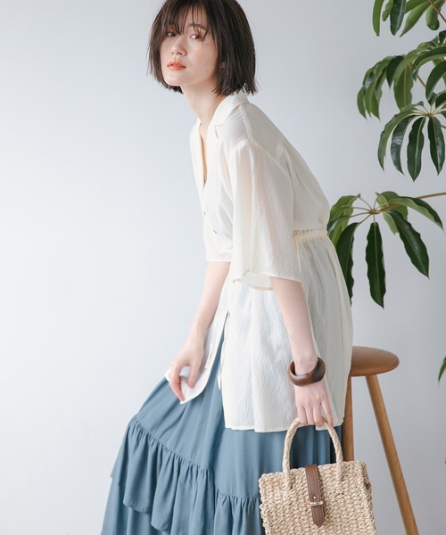 A part by(アパートバイ)の「Poカイキンドロストシャツ半袖 946939(シャツ/ブラウス・レディース・ブラック/オフホワイト/グリーン系その他5/ベージュ系その他・FREE)」の2枚目の写真