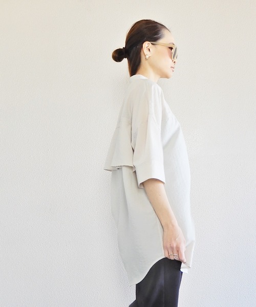 y/m by Yukie（イムバイユキエ）の「バックフリルシャツチュニック（シャツ/ブラウス・レディース・チャコールグレー/オフホワイト・FREE）」の13枚目の写真