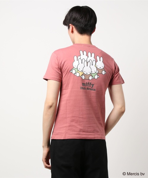 Miffy（ ミッフィー）の「【MIFFY/ミッフィー】別注Ｔシャツ（Tシャツ/カットソー・メンズ・ブラック/ピンク/ベージュ系その他/ベージュ/ホワイト/オフホワイト/ブルー/ホワイト系その他・LARGE/MEDIUM/SMALL）」の13枚目の写真