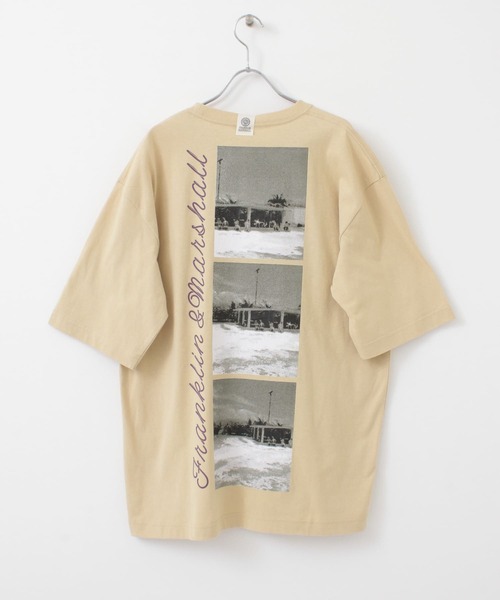 ITEMS URBANRESEARCH（アイテムズ アーバンリサーチ）の「F&M バックフォトプリントTシャツ（Tシャツ/カットソー・メンズ・ブラック/ホワイト/ベージュ・MEDIUM/LARGE）」の18枚目の写真