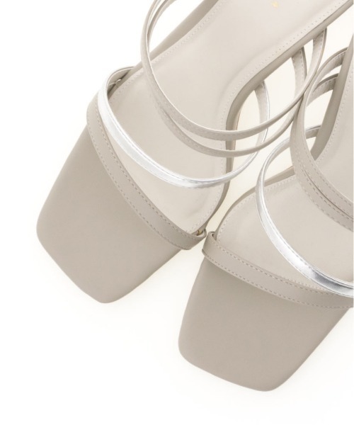 RANDA（ランダ）の「メタリックストラップミュールサンダル（サンダル・レディース・グレー/オレンジ/アイボリー・S/LL/L/M）」の5枚目の写真