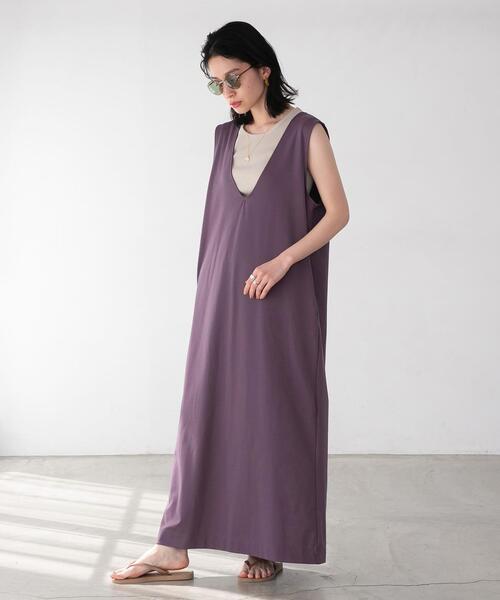 FEELING MADE（フィーリングメイド）の「FEELING MADE ストレッチポンチ Vネック ジャンパースカート（ワンピース・レディース・パープル/ブラック/ダークグリーン・MEDIUM/SMALL/LARGE）」の21枚目の写真