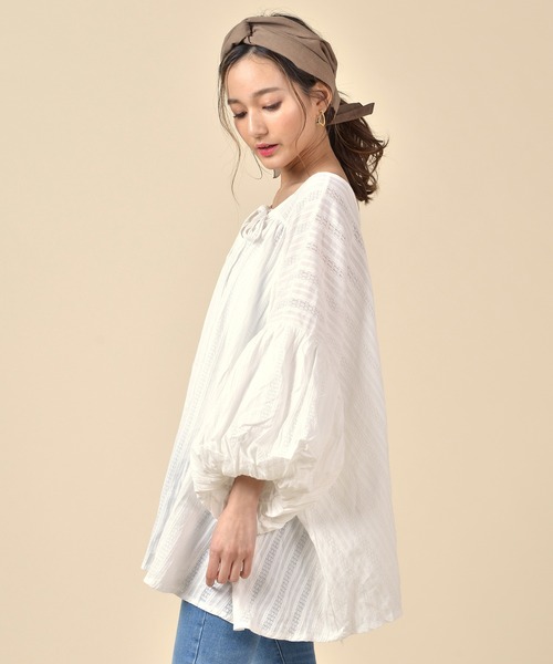 ROYAL PARTY(ロイヤルパーティー)の「【ZOZO限定】ボリュームスリーブチュニック(シャツ/ブラウス・レディース・ホワイト/ブラック・FREE)」の11枚目の写真