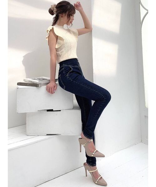 RESEXXY（リゼクシー）の「バックデザインレースニットトップス（ニット/セーター・レディース・ブラック/ベージュ/アイボリー・FREE）」の11枚目の写真