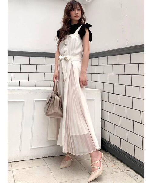 RESEXXY（リゼクシー）の「バックデザインレースニットトップス（ニット/セーター・レディース・ブラック/ベージュ/アイボリー・FREE）」の18枚目の写真