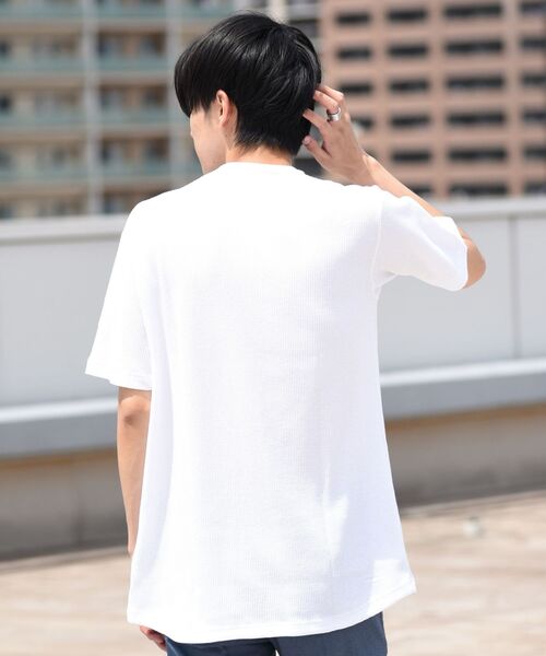 LACOSTE(ラコステ)の「【WEB限定】LACOSTE: コットン リネン ワッフル Tシャツ TH072EL(Tシャツ/カットソー・メンズ・ベージュ/ネイビー/オフホワイト・SMALL/MEDIUM/LARGE/X-LARGE)」の8枚目の写真
