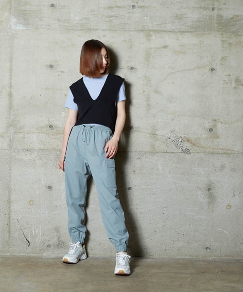 lautreamont BLEUBLANC（ロートレアモンブルーブラン）の「Vネックサイドリボンニットベスト（ニット/セーター・レディース・ブラック/ピンク/グリーン・9号）」の10枚目の写真