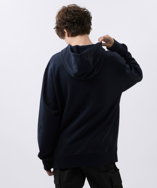 NEW BALANCE(ニューバランス)の「NB Essentials 刺しゅうロゴ スウェットフーディ(パーカー・メンズ・グレー/ライトイエロー/ネイビー/ブラック/バーガンディー/ダークグリーン・SMALL/LARGE/MEDIUM/X-LARGE/XX-LARGE)」の16枚目の写真