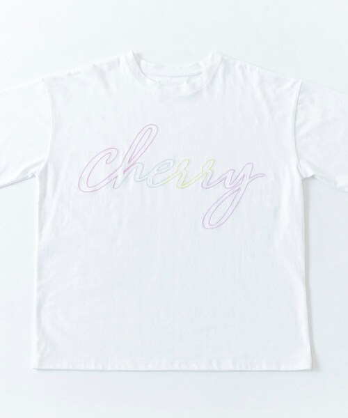 KOL ME BABY（コルミーベイビー）の「◆【ユニセックス】カスタマーコラボ cherry刺しゅうBIG-T（Tシャツ/カットソー・レディース・ブラック/ライトグリーン/オフホワイト・00）」の5枚目の写真