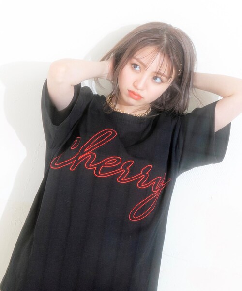 KOL ME BABY（コルミーベイビー）の「◆【ユニセックス】カスタマーコラボ cherry刺しゅうBIG-T（Tシャツ/カットソー・レディース・ブラック/ライトグリーン/オフホワイト・00）」の7枚目の写真
