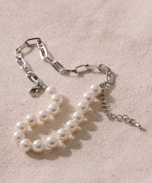 Adoon plain(アドーンプレーン)の「【Adoon plain】パールチェーンブレスレット(ブレスレット・メンズ・ライトグレー・FREE)」の7枚目の写真