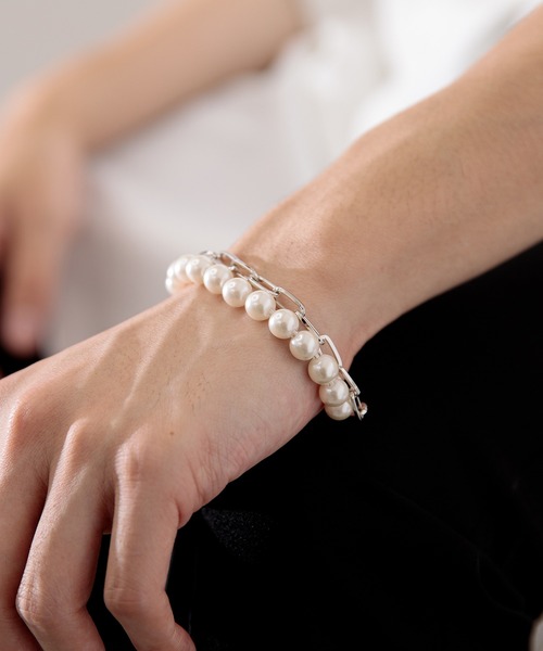Adoon plain(アドーンプレーン)の「【Adoon plain】パールチェーンブレスレット(ブレスレット・メンズ・ライトグレー・FREE)」の4枚目の写真