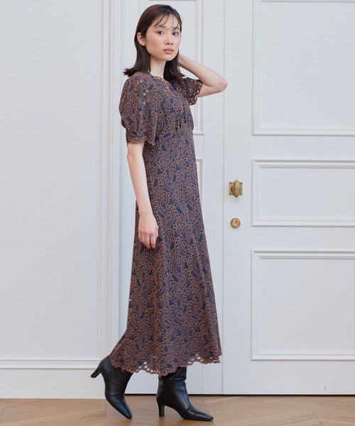 ワンピースバイカラーペイズリーｖネックワンピース ワンピース Anayi アナイ のファッション