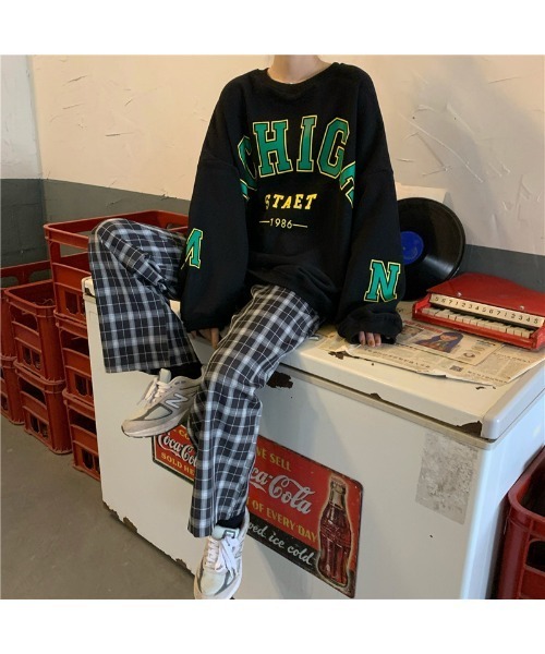 DEVICE（デバイス）の「ボリュームスリーブ ビッグシルエット レター プリント スウェット トレーナー（スウェット・レディース・ブラック/ブルー・FREE）」の18枚目の写真