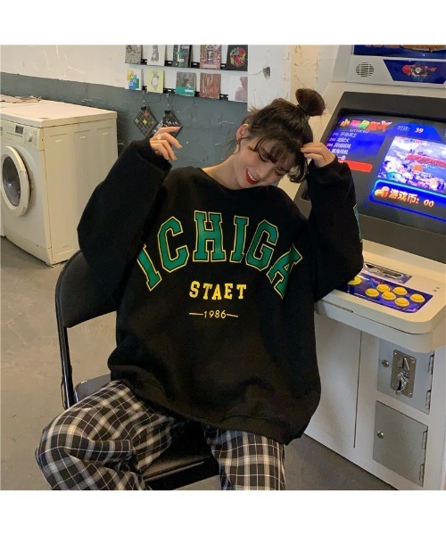 DEVICE（デバイス）の「ボリュームスリーブ ビッグシルエット レター プリント スウェット トレーナー（スウェット・レディース・ブラック/ブルー・FREE）」の12枚目の写真