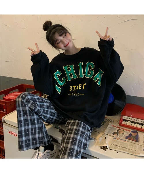 DEVICE（デバイス）の「ボリュームスリーブ ビッグシルエット レター プリント スウェット トレーナー（スウェット・レディース・ブラック/ブルー・FREE）」の10枚目の写真