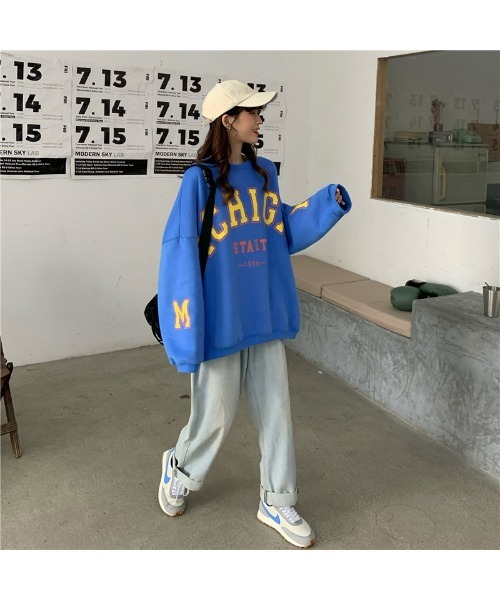 DEVICE（デバイス）の「ボリュームスリーブ ビッグシルエット レター プリント スウェット トレーナー（スウェット・レディース・ブラック/ブルー・FREE）」の22枚目の写真