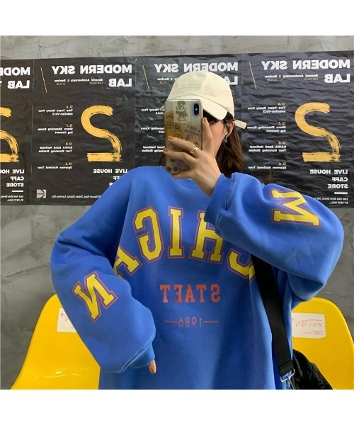 DEVICE（デバイス）の「ボリュームスリーブ ビッグシルエット レター プリント スウェット トレーナー（スウェット・レディース・ブラック/ブルー・FREE）」の17枚目の写真