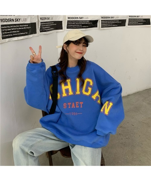 DEVICE（デバイス）の「ボリュームスリーブ ビッグシルエット レター プリント スウェット トレーナー（スウェット・レディース・ブラック/ブルー・FREE）」の14枚目の写真