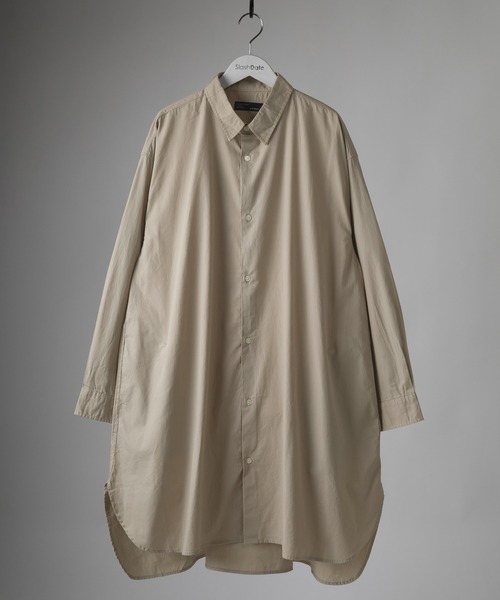 SlashDate(スラッシュデイト)の「ロングシルエットブロード長袖シャツ/オーバーサイズシャツ(シャツ/ブラウス・メンズ・ホワイト/ブラック/ベージュ/ストライプ/ブルー/グリーン・M/L)」の1枚目の写真