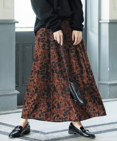 coca（coca）（コカ）の「＼＼新色登場／／花柄フレアスカート（スカート・レディース・ホワイト/ブラウン/ベージュ/ライトブルー/ブラック・M/L）」の4枚目の写真