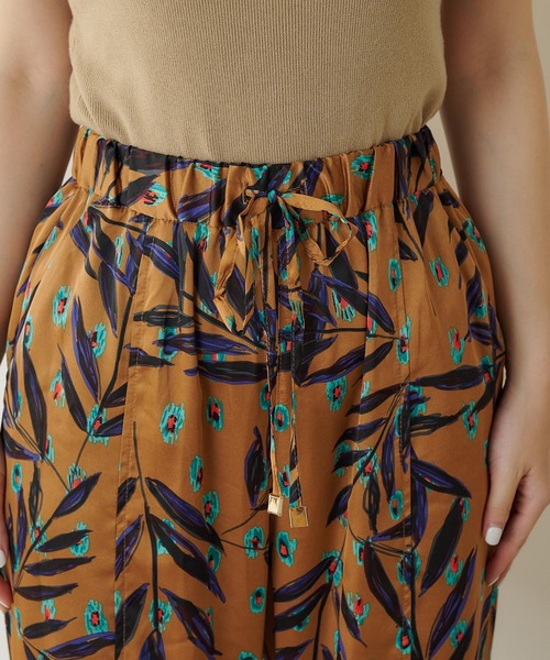 SHENERY(シーナリー)の「柄イージーパンツ(その他パンツ・レディース・アイボリー/キャメル・FREE)」の15枚目の写真